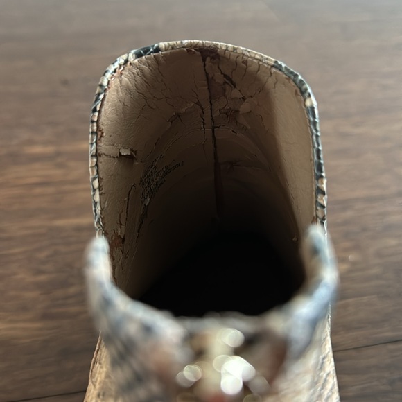 Vince Camuto - faux snake skin bootie - Picture 8 of 9